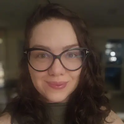 RAYSA CRISTINA SCHMIDT