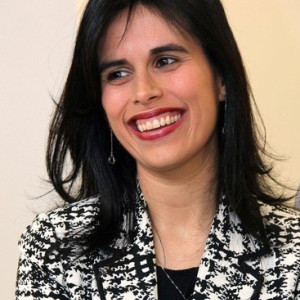 VIVIANE CORDEIRO VEIGA