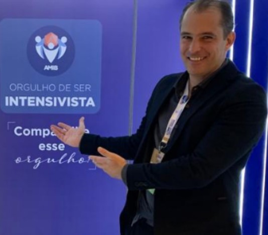YURI CURRLIN GOSS