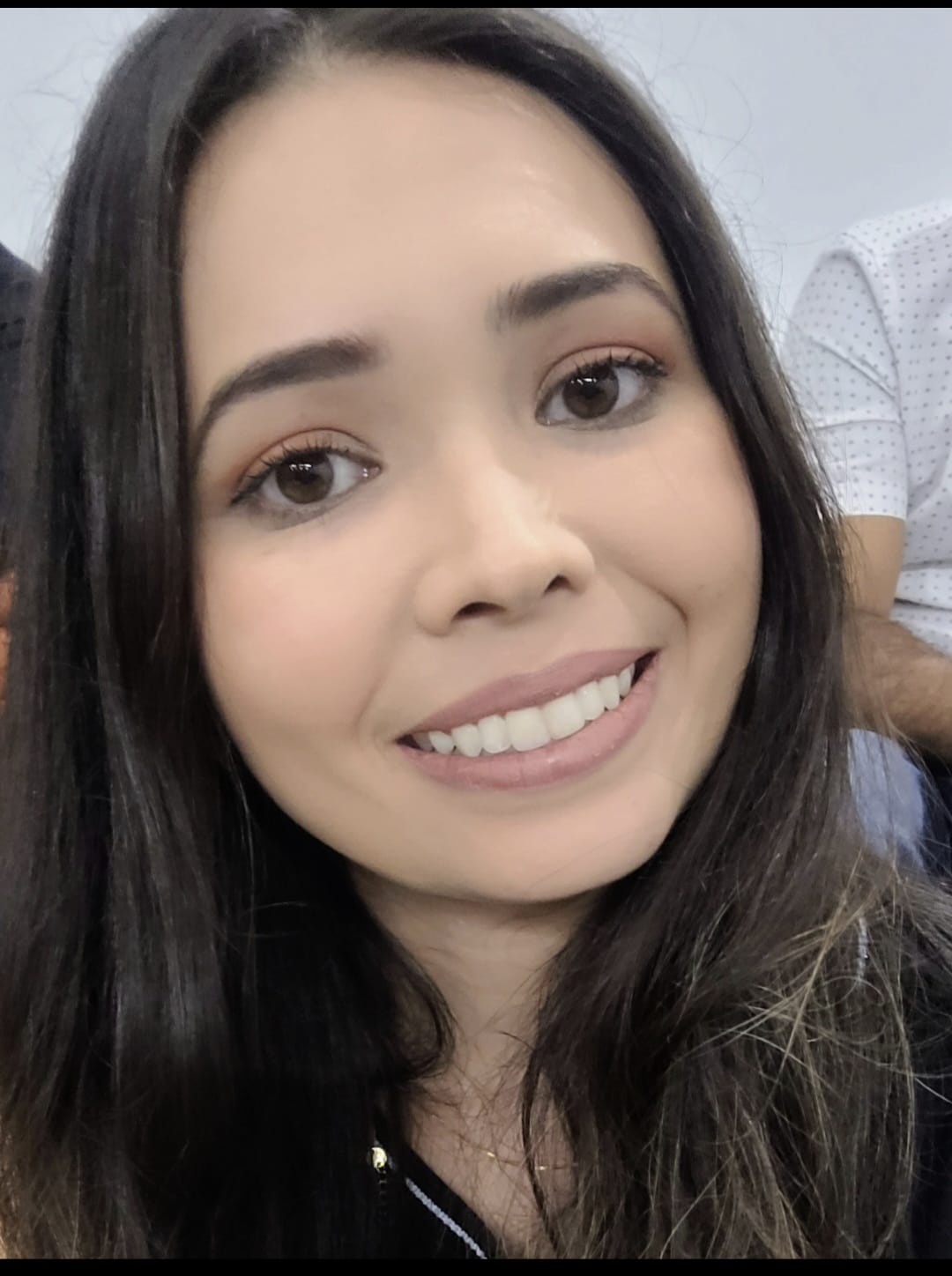 ANA CARINE LEITE DE CAMARGO